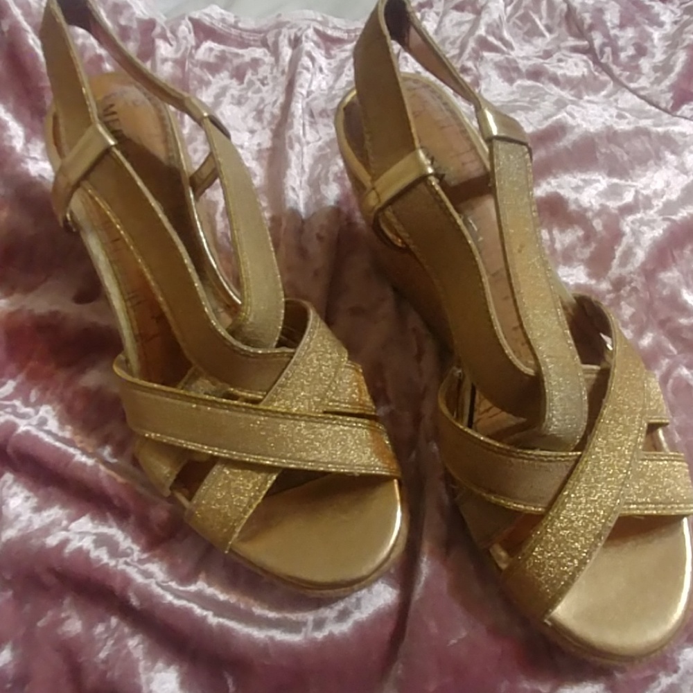 Gold sparkly wedge